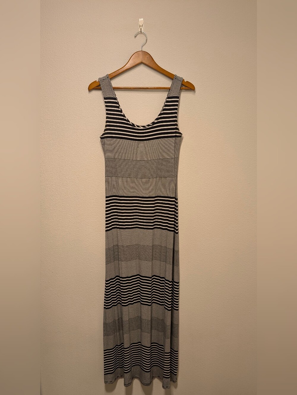Merona Black and Gray Striped Sleeveless Maxi Dress